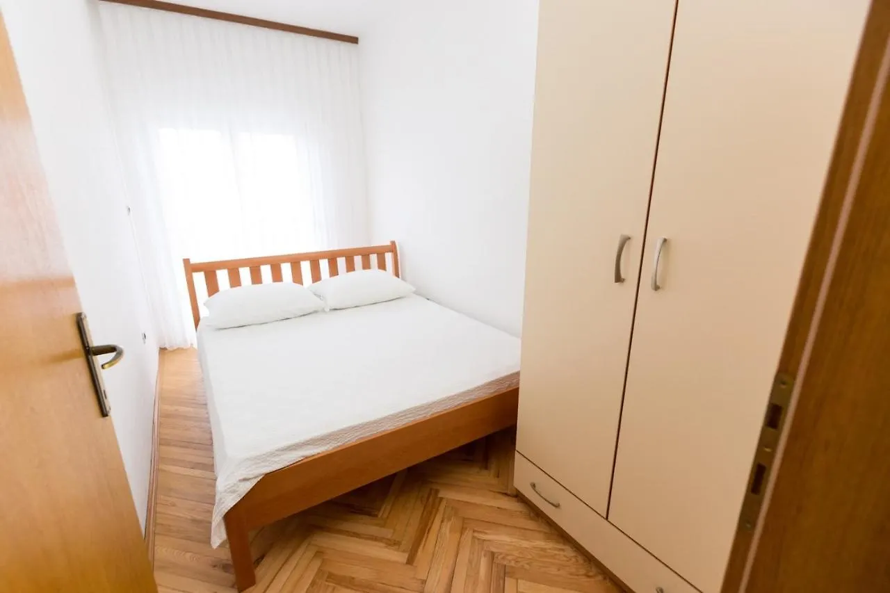 Apartment In Okrug Donji With Sea View, Balcony, Air Conditioning, Wifi 5166-3 Donji Okrug  0*, Donji Okrug (Ciovo) Croatia