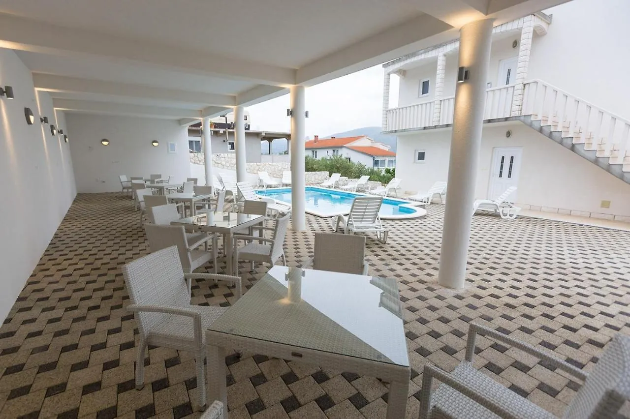 Apartment In Okrug Donji With Sea View, Balcony, Air Conditioning, Wifi 5166-3 Donji Okrug