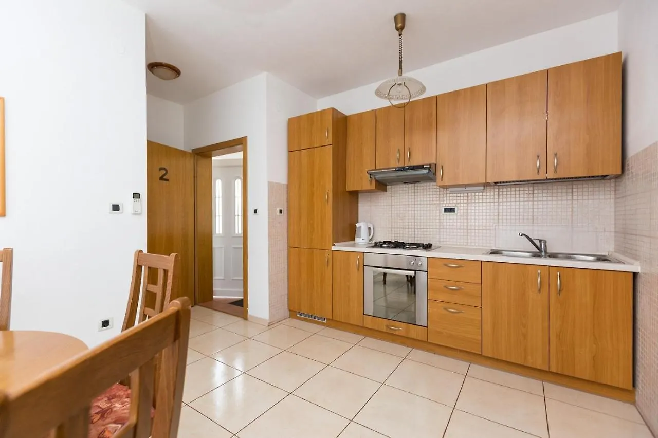 Apartment In Okrug Donji With Sea View, Balcony, Air Conditioning, Wifi 5166-3 Donji Okrug  Croatia