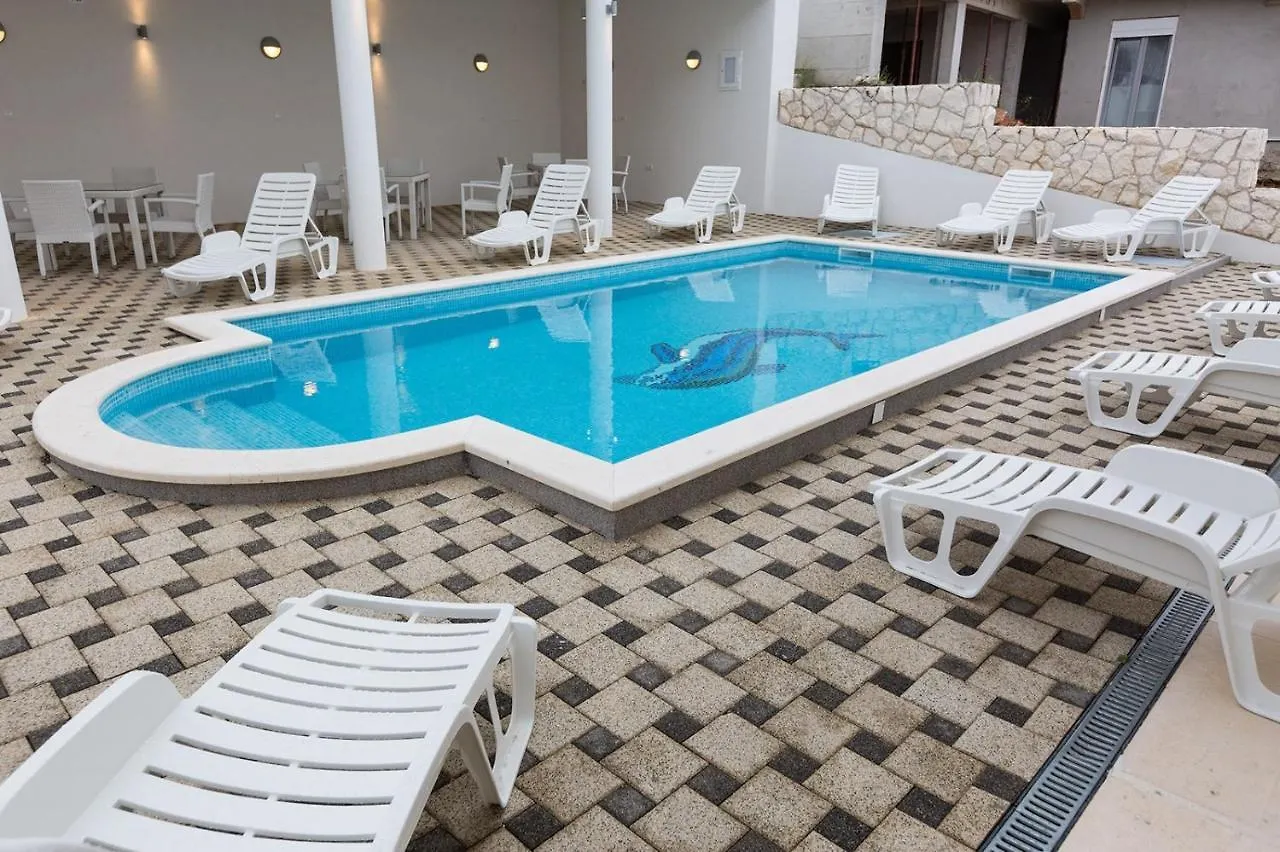 Apartment In Okrug Donji With Sea View, Balcony, Air Conditioning, Wifi 5166-3 Donji Okrug  0*, Donji Okrug (Ciovo)