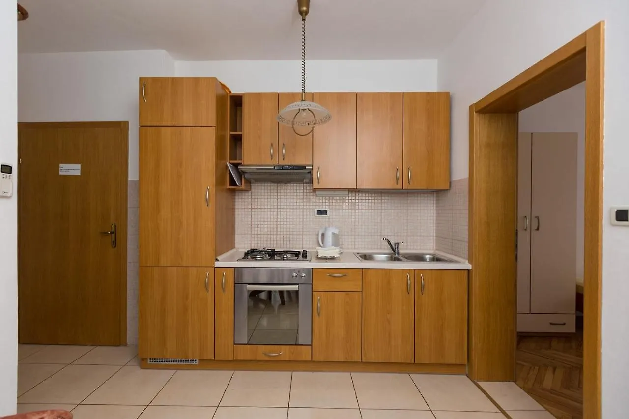 Apartment In Okrug Donji With Sea View, Balcony, Air Conditioning, Wifi 5166-3 Donji Okrug