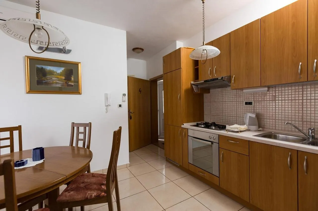 Apartment In Okrug Donji With Sea View, Balcony, Air Conditioning, Wifi 5166-3 Donji Okrug